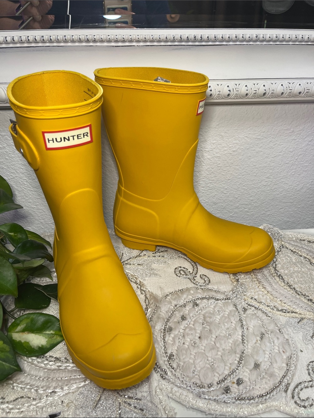 EUC Hunter Original Short Back Adjustable Rain Boots Yellow Women’s Size 7 - Picture 3 of 15